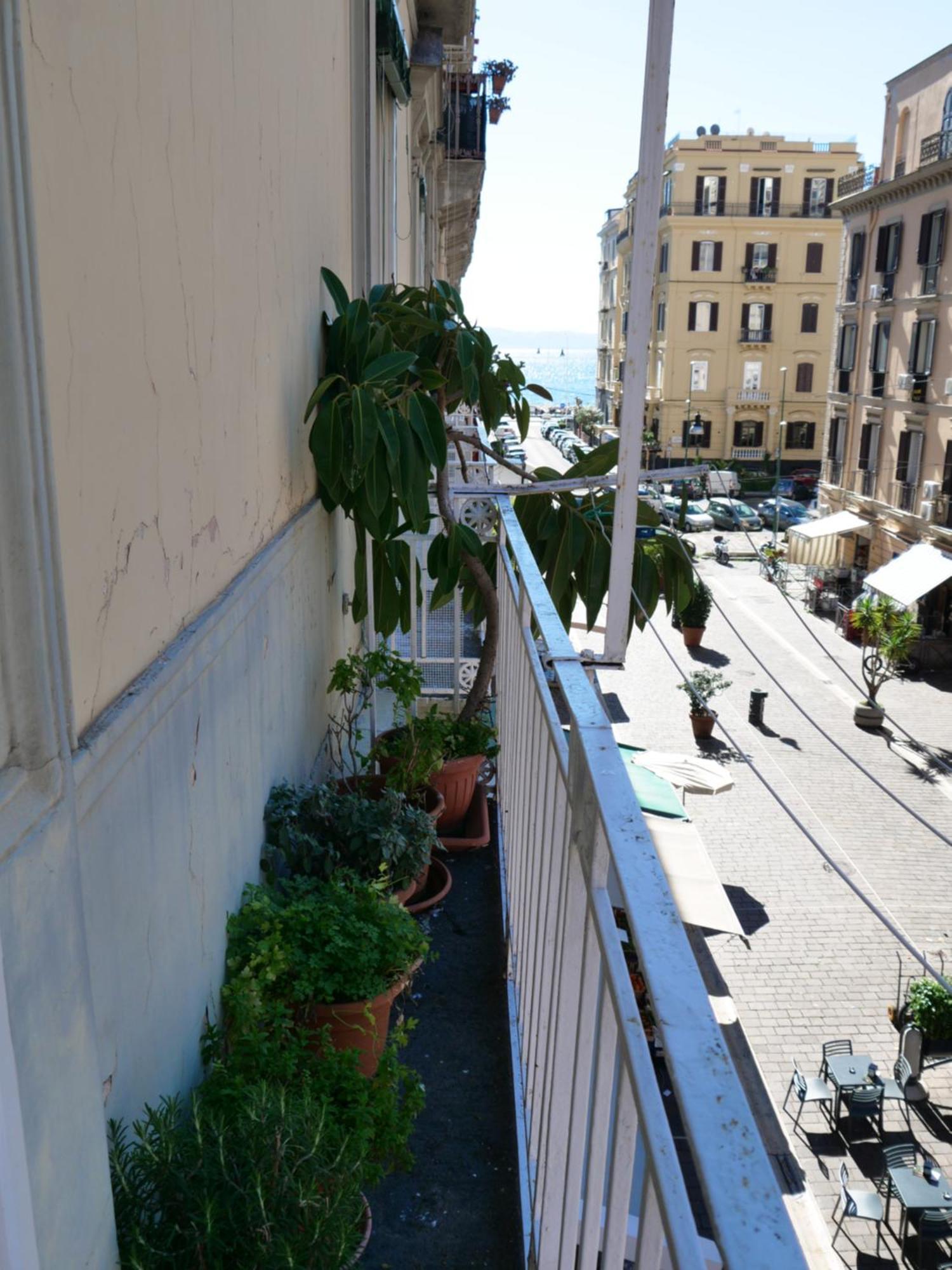 Salotto Sommer Bed & Breakfast Napoli Ngoại thất bức ảnh