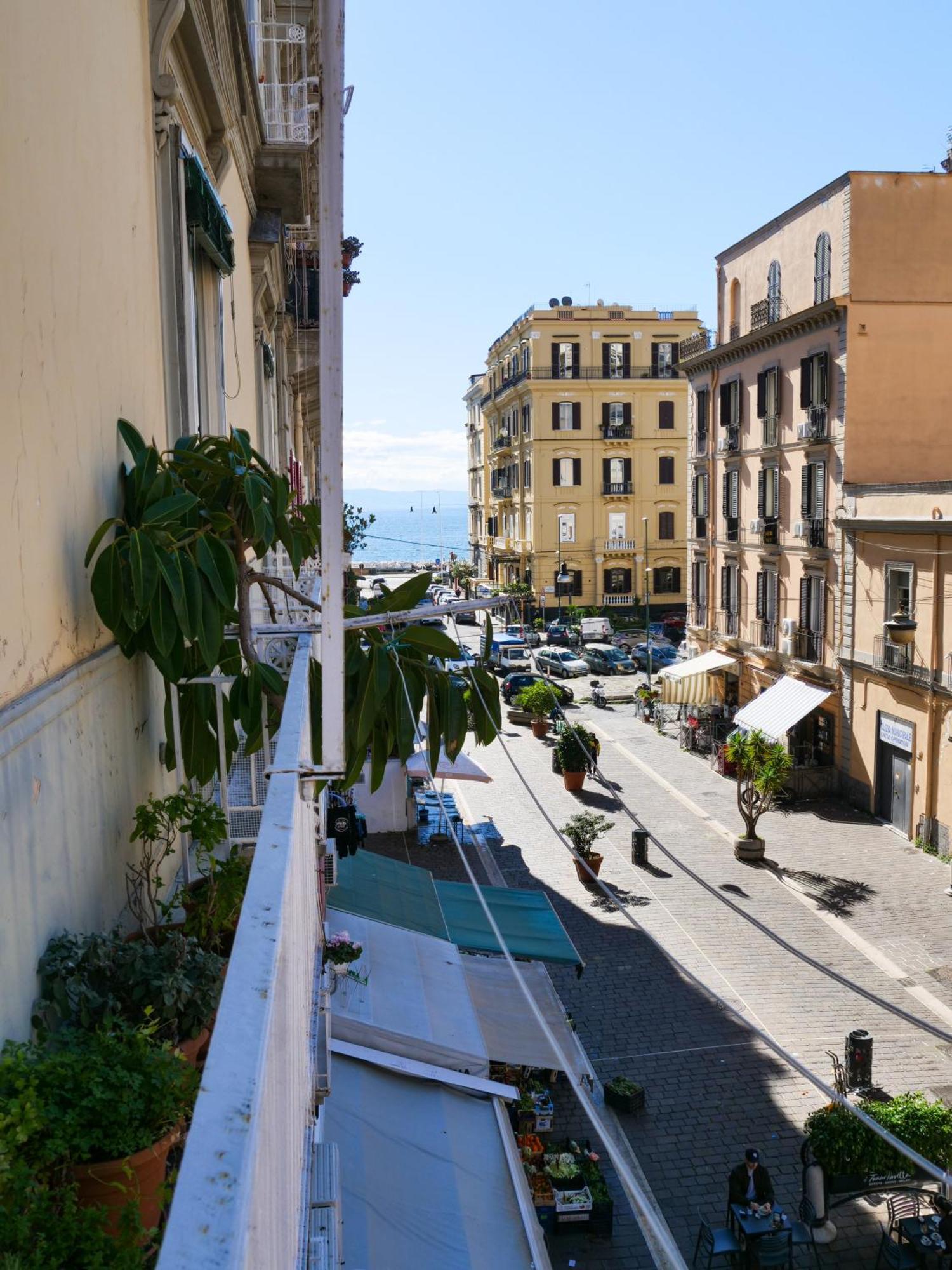 Salotto Sommer Bed & Breakfast Napoli Ngoại thất bức ảnh